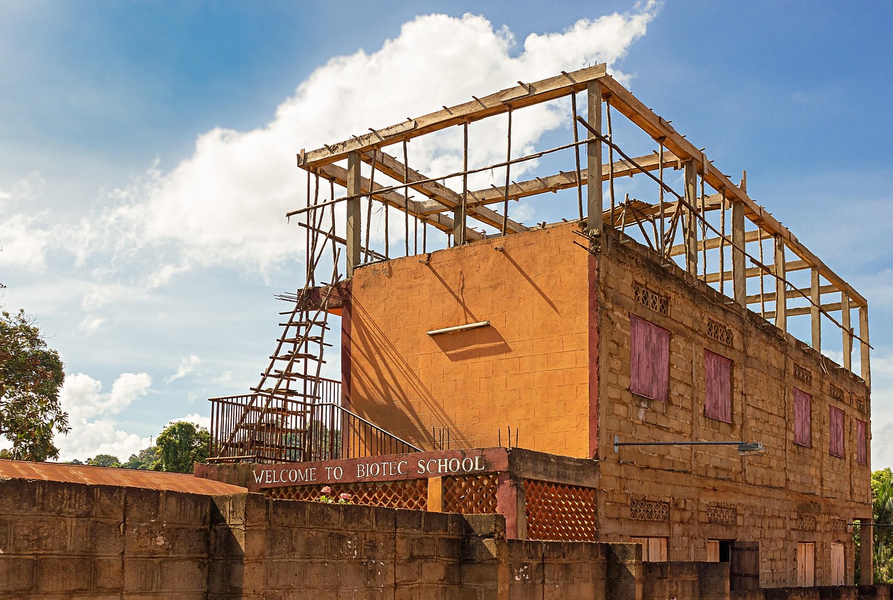 Membangun SDM Unggul Melalui Disdik Sijunjung